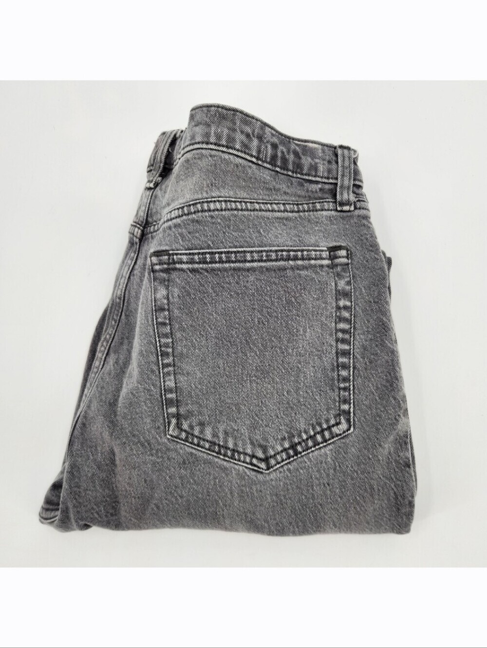 Abercrombie Fitch The 90s Straight Jean Ultra High Rise Womens Size 31/12L Faded
